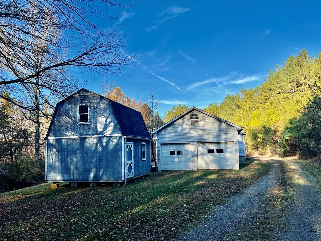 2746 Hwy 68 Property Photo 3