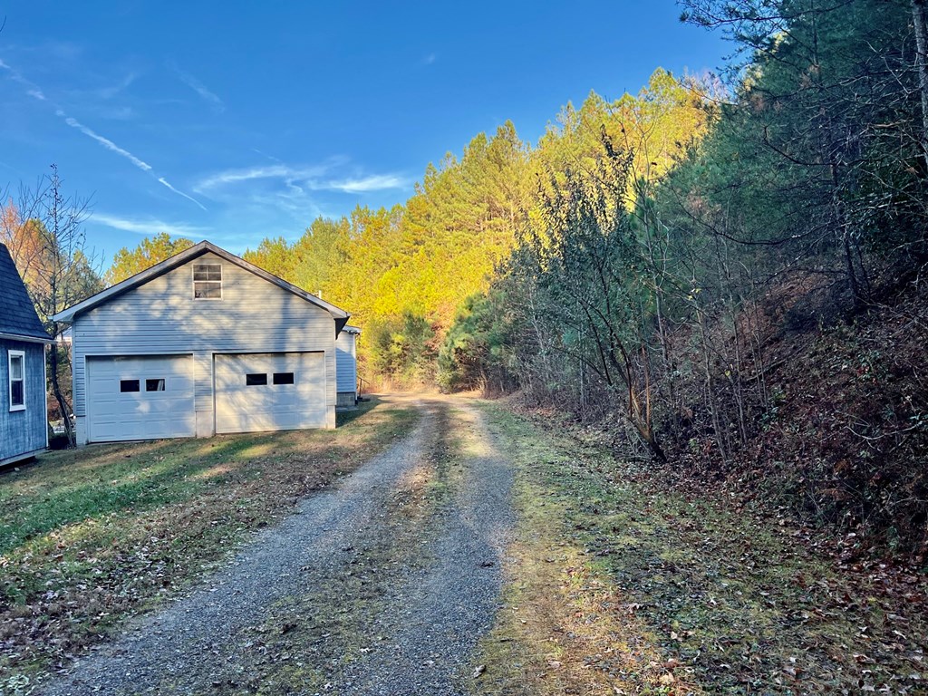 2746 Hwy 68 Property Photo 15