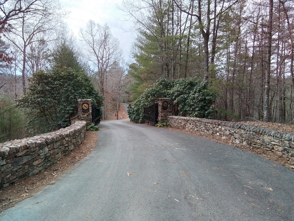 31 Idle Hour Lane Property Photo 8