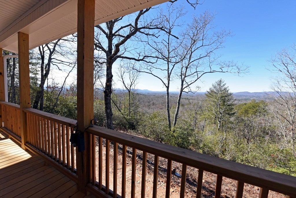 949 Sunset Lane Property Photo 14