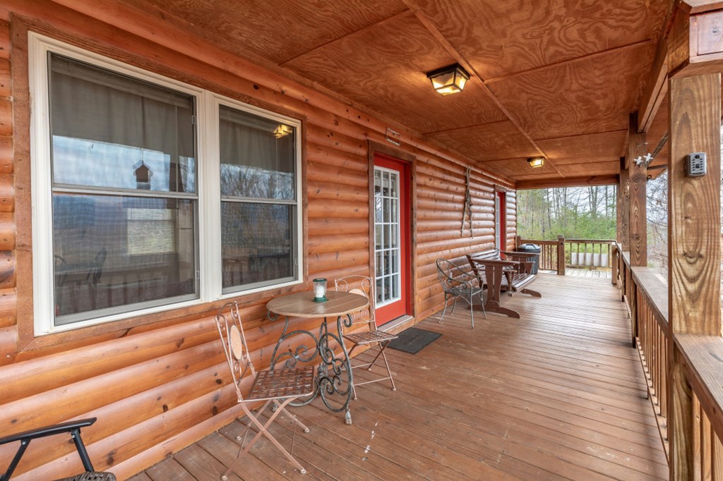 643 Zekes Trail Property Photo 6
