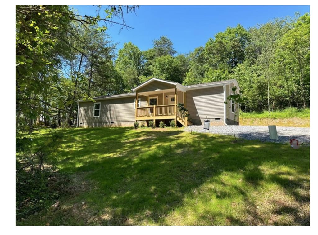 110 Loganberry Ln Property Photo 1
