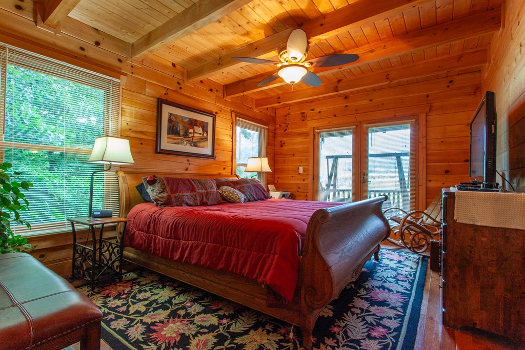 241 Santeetlah Heights Dr. Property Photo 12