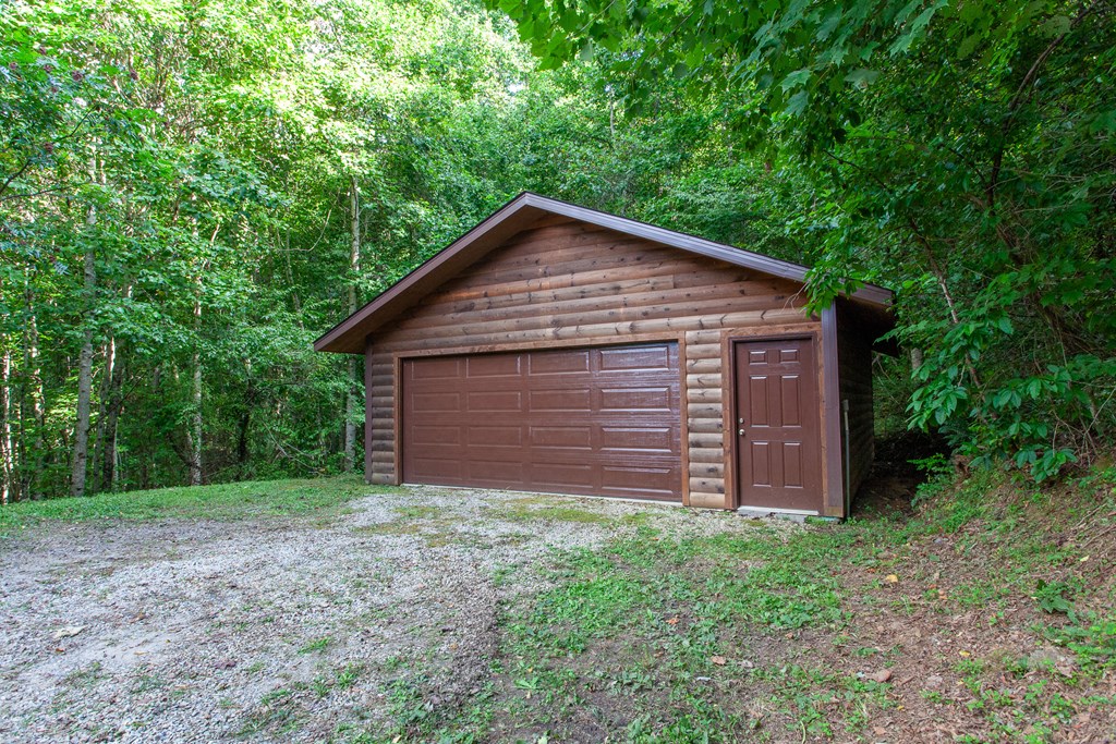 241 Santeetlah Heights Dr. Property Photo 20