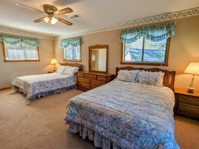 238 Lakeview Dr Property Photo 6