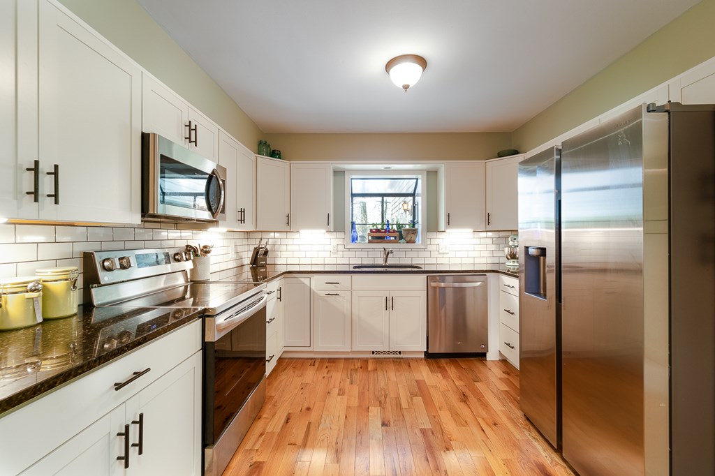 310 Bill Barker Rd. Property Photo 2