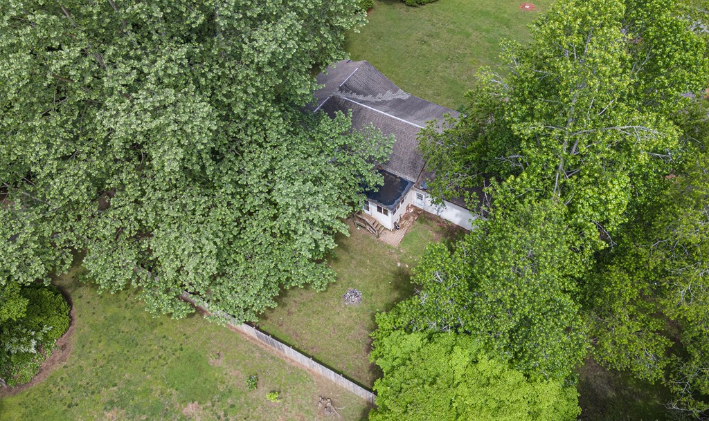 87 Bishop Lane Property Photo 3