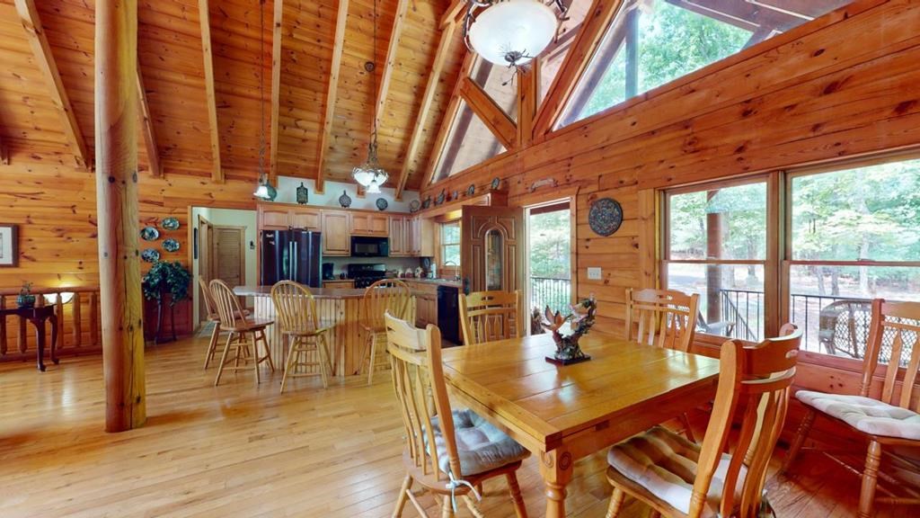812 Wildflower Ridge Property Photo 10