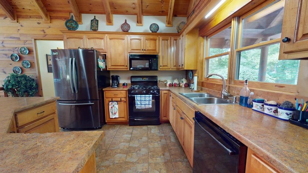 812 Wildflower Ridge Property Photo 11