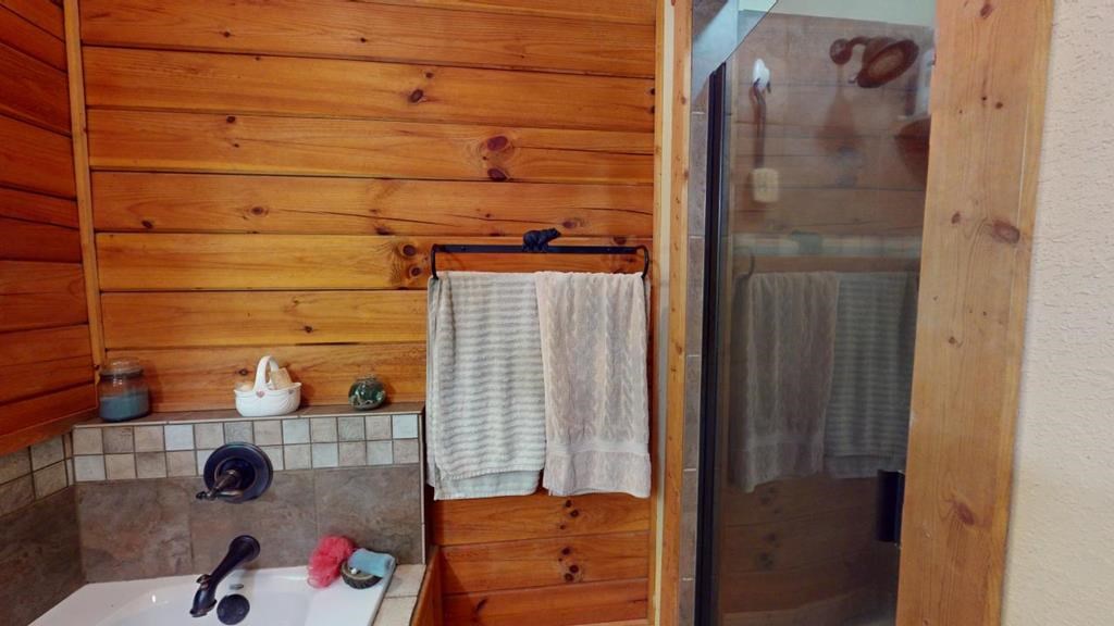812 Wildflower Ridge Property Photo 16