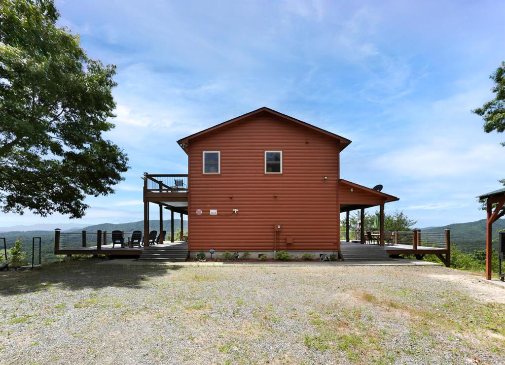 528 Sterling Point Property Photo 1