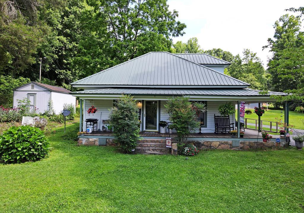 26 Holland Farm Rd Property Photo 2