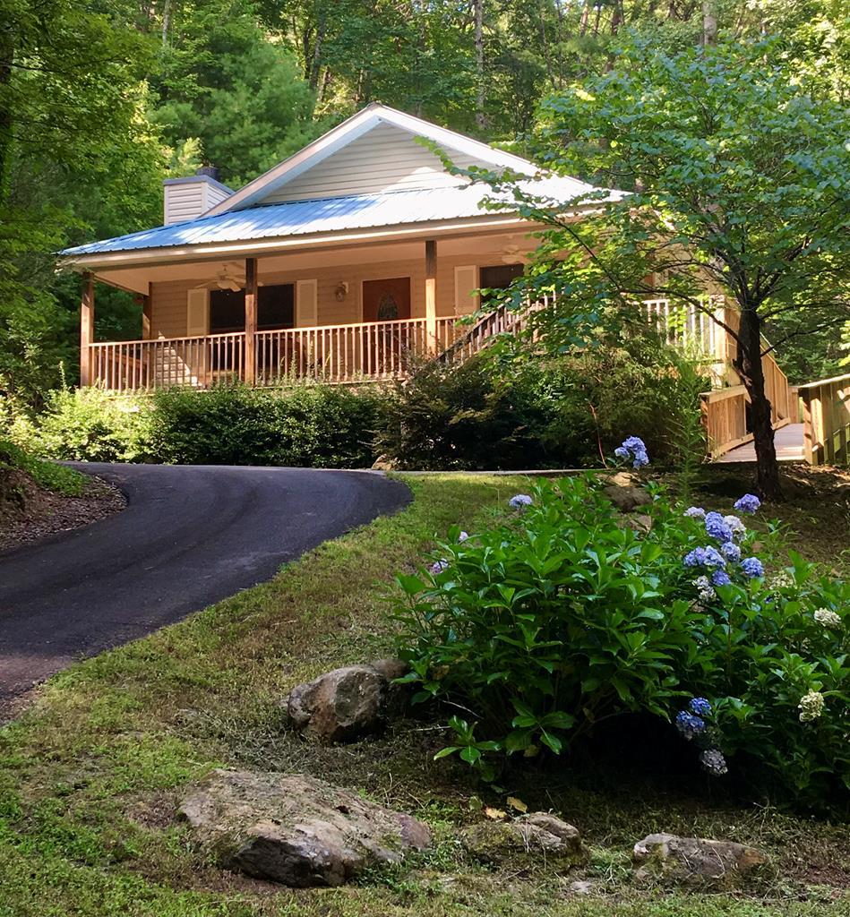 72 Parsons Pass Property Photo
