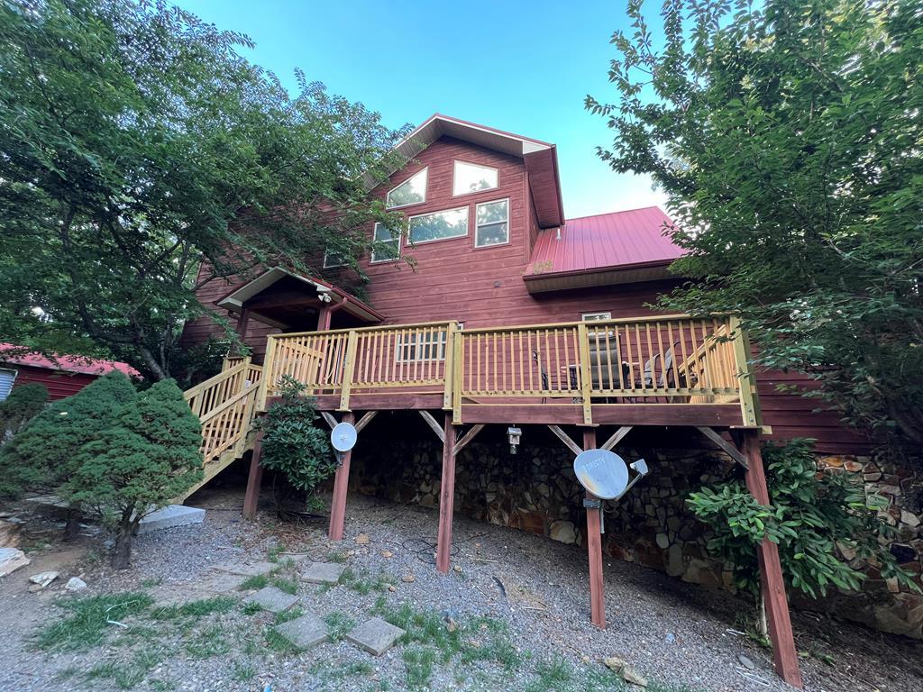 5412 Martins Creek Road Property Photo 2