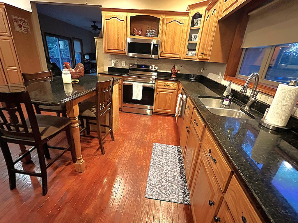 5412 Martins Creek Road Property Photo 16