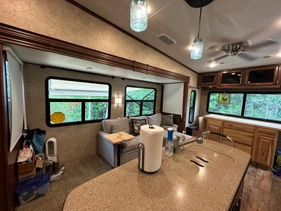 667 Long Branch Property Photo 8