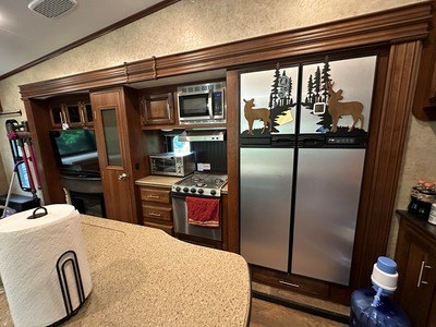 667 Long Branch Property Photo 10