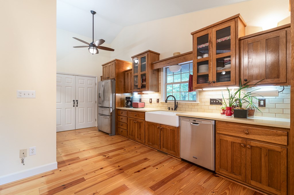 295 Brasstown Hills Rd Property Photo 14