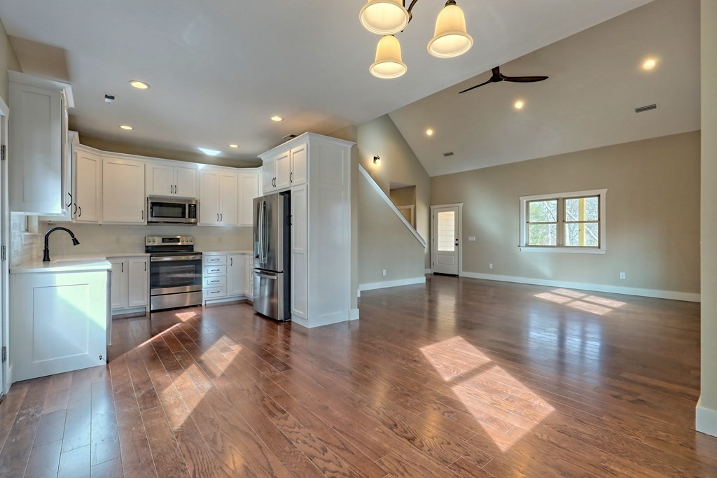 73 Cricket Lane Property Photo 17