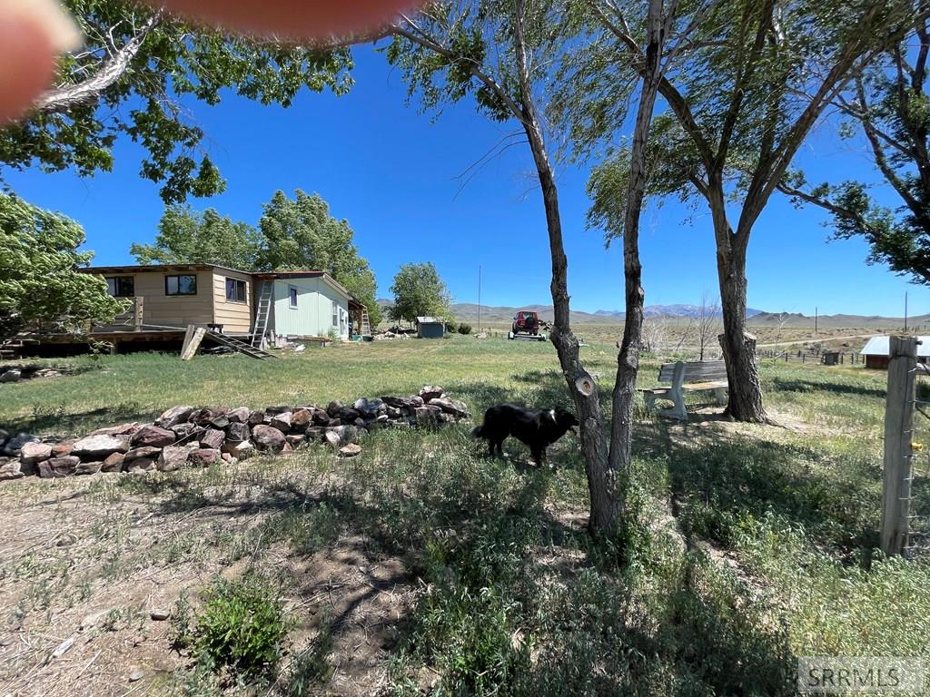 1096 Upper Hotsprings Road Property Photo 10