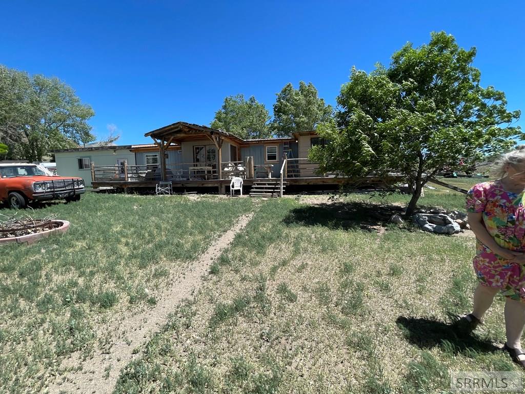 1096 Upper Hotsprings Road Property Photo 32