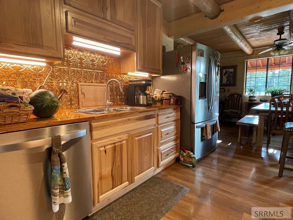 4088 Winchester Road Property Photo 14