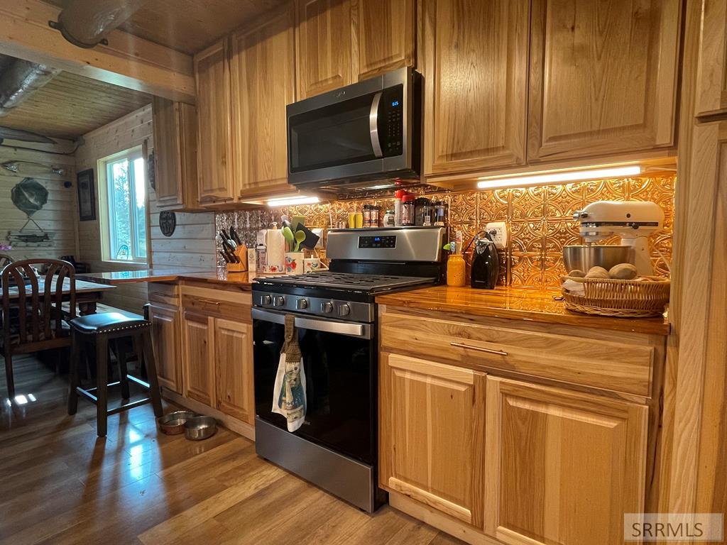 4088 Winchester Road Property Photo 15