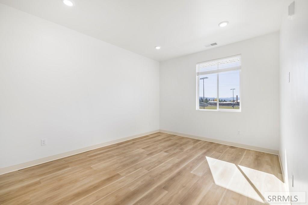 201 E Ross Avenue # A103 Property Photo 5