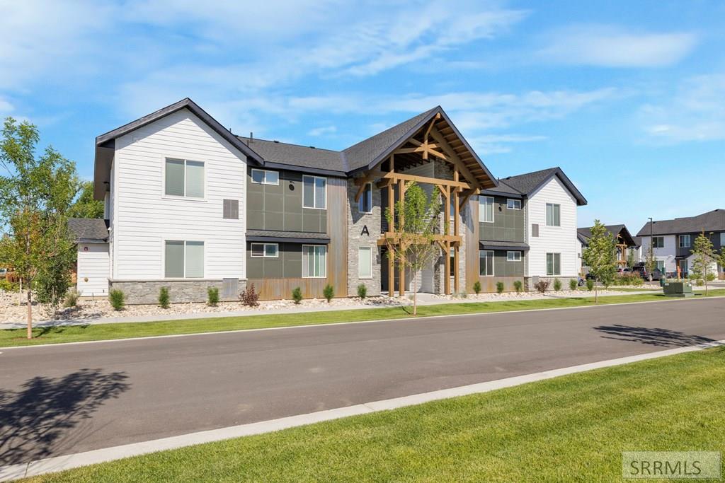 201 E Ross Avenue # A103 Property Photo 18