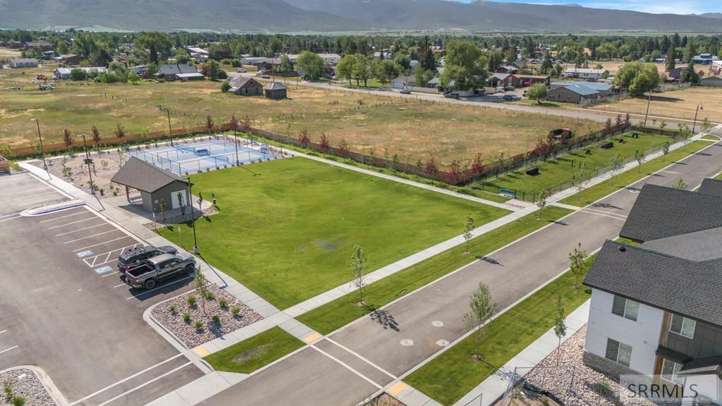 201 E Ross Avenue # A103 Property Photo 28