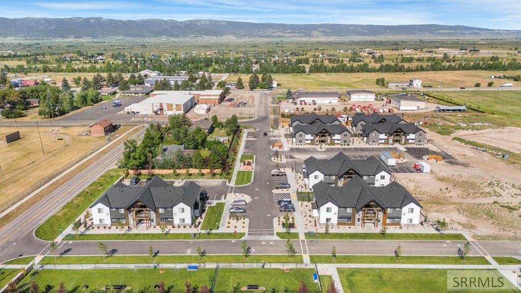 201 E Ross Avenue # A103 Property Photo 32