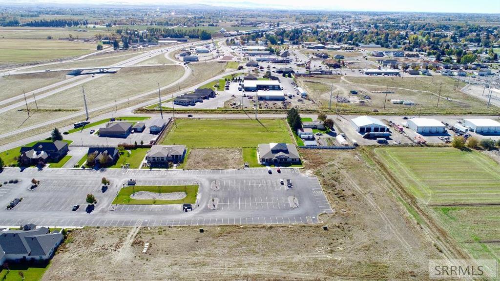 L8b1 Rigby Lake Drive Property Photo