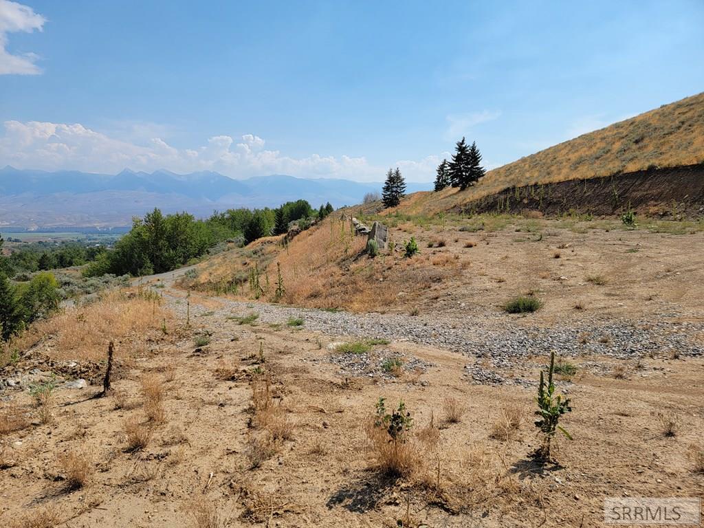 Nkn Oliver Drive Property Photo 3