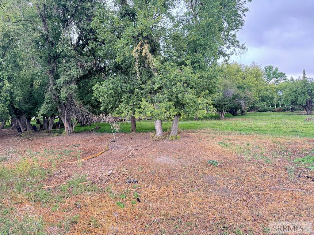 ~46 S 700 W Property Photo 8