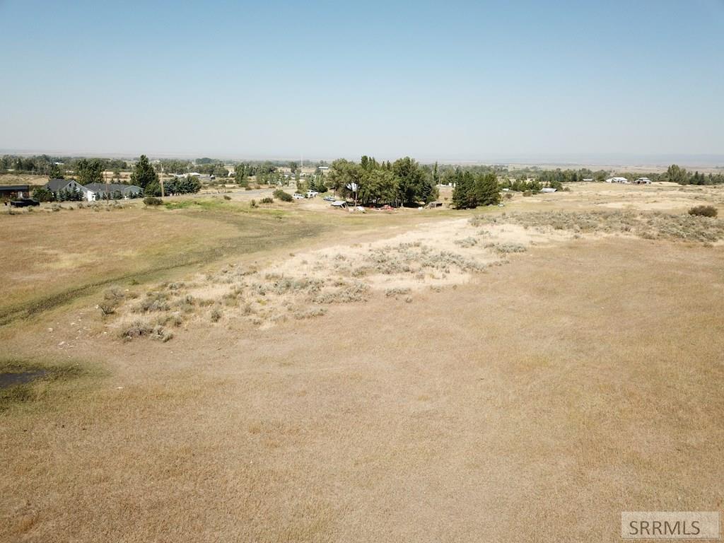 750 N 3100 E Property Photo 2