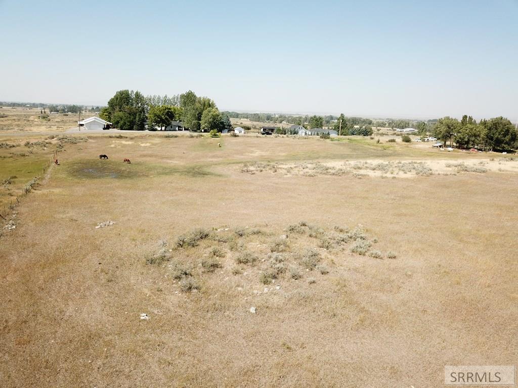 750 N 3100 E Property Photo 11