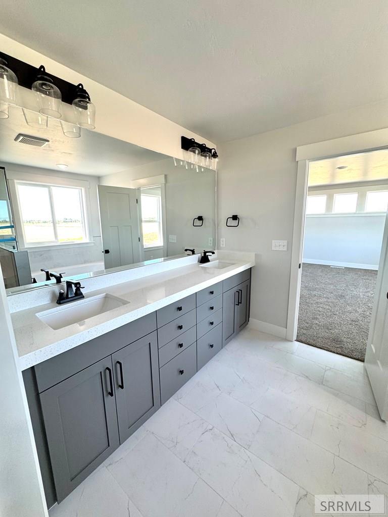 3768 E 356 N Property Photo 11