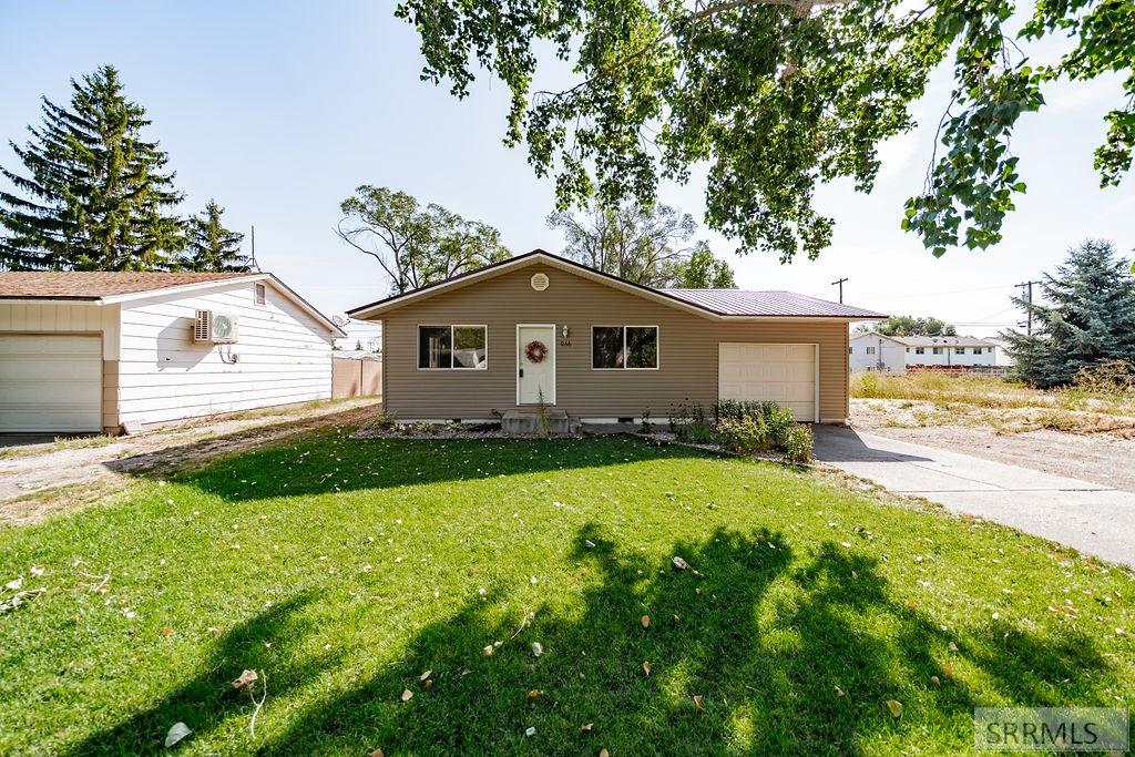 286 Rice Street Property Photo 2