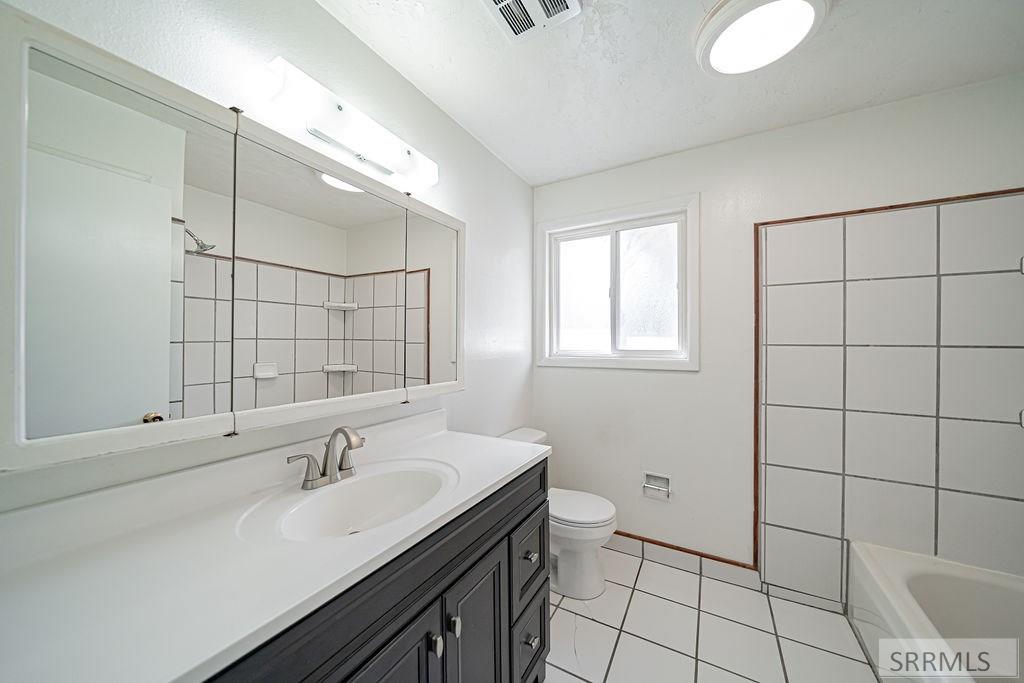 286 Rice Street Property Photo 31