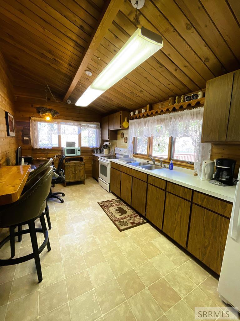 174 Blue Heron Drive Property Photo 24