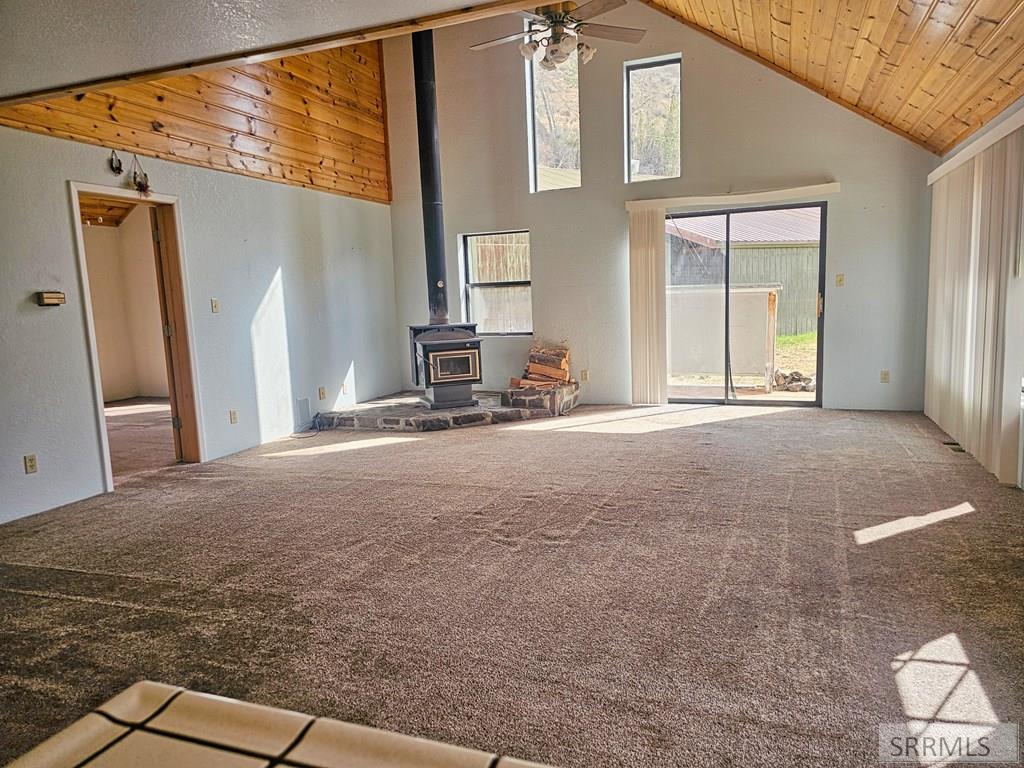 41 Turner Circle Property Photo 12