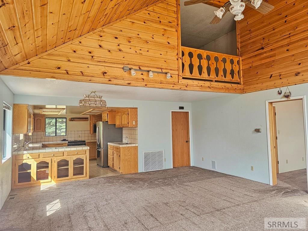 41 Turner Circle Property Photo 19