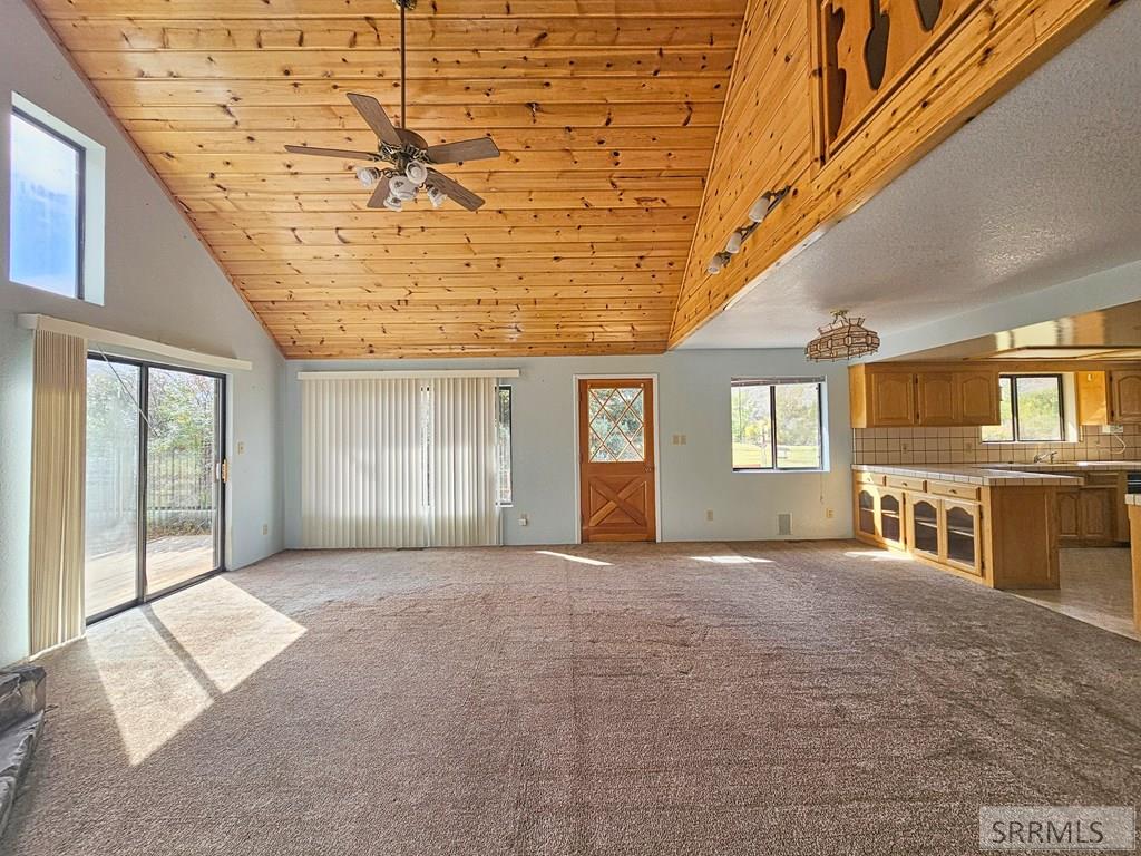 41 Turner Circle Property Photo 20
