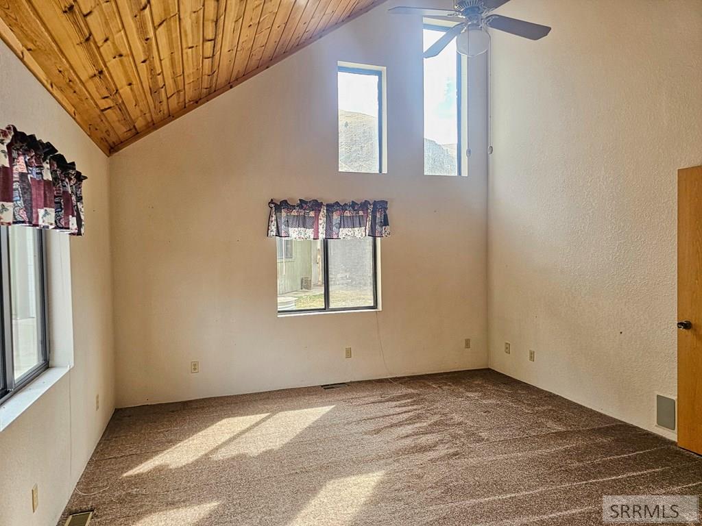41 Turner Circle Property Photo 21
