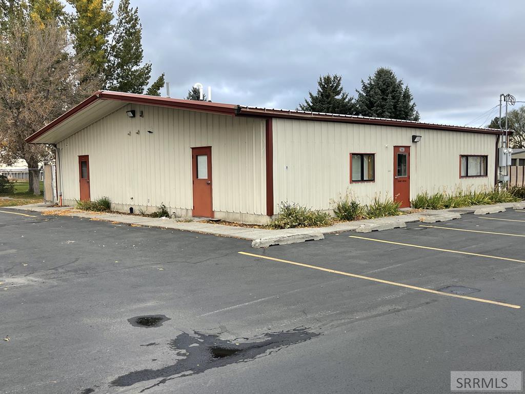 2260 E 1st Street Property Photo 1