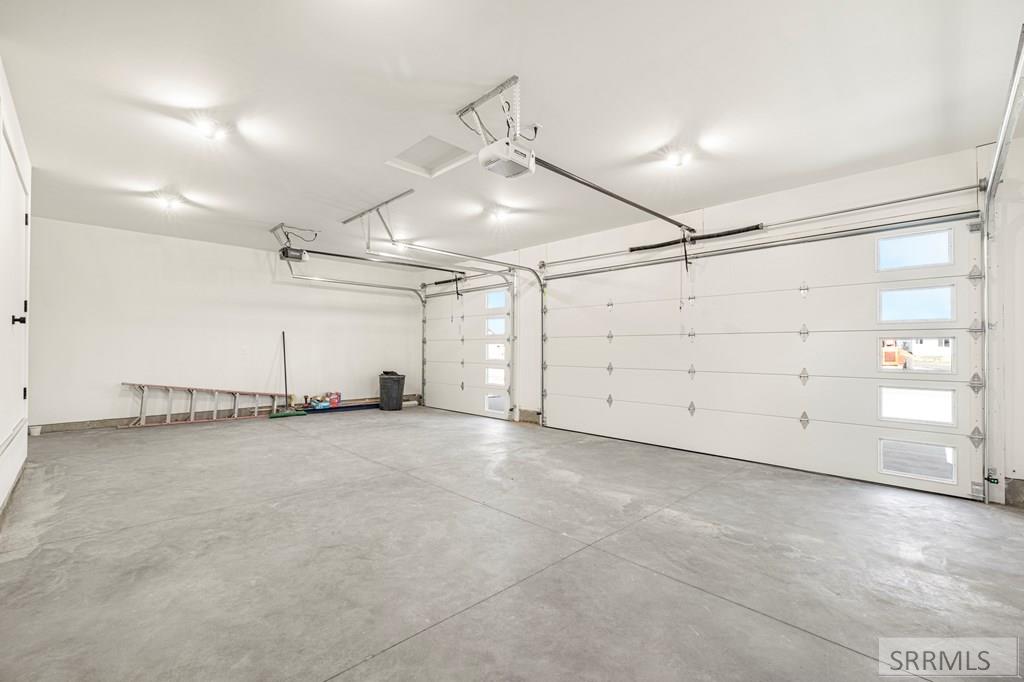 39 White Pine Lane Property Photo 23