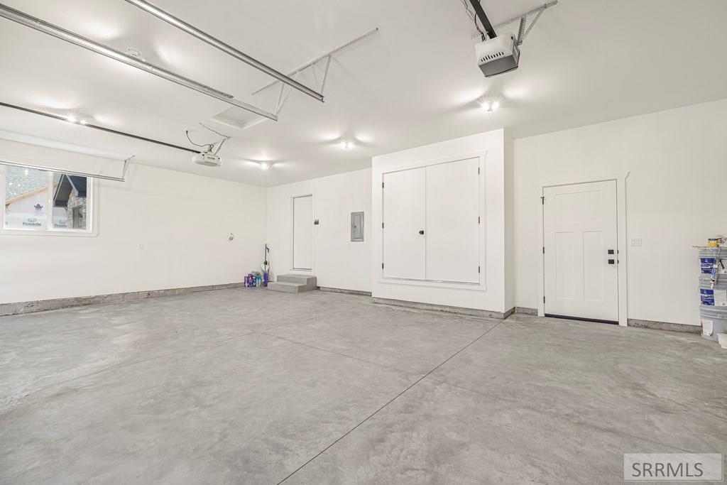 39 White Pine Lane Property Photo 24