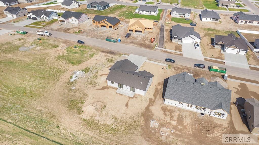 39 White Pine Lane Property Photo 31