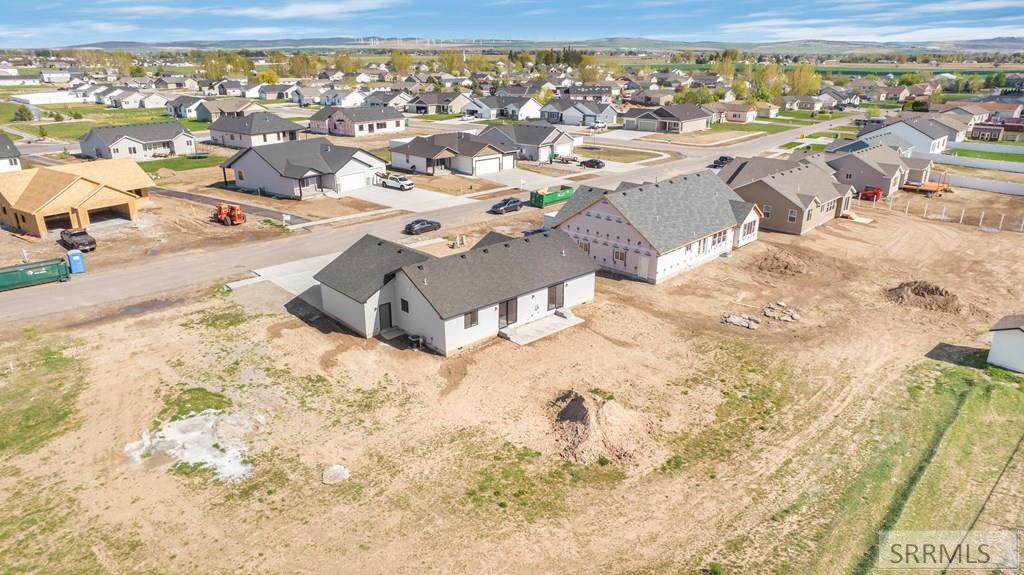 39 White Pine Lane Property Photo 32