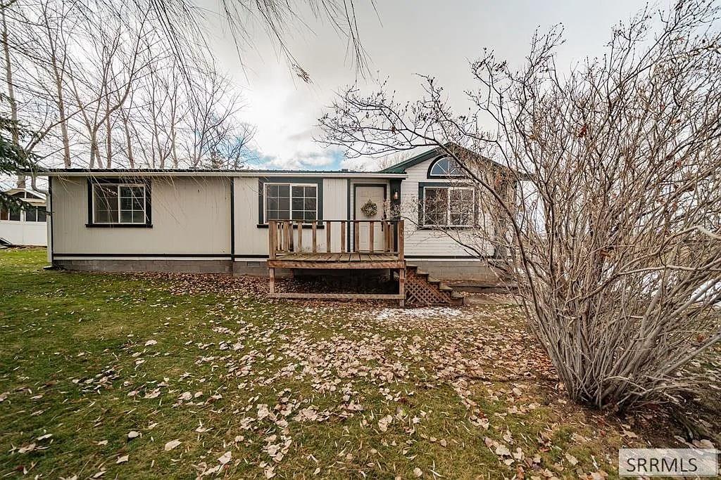 1676 W 700 N Property Photo 27